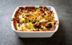 Куриная запеканка с брокколи в сливках