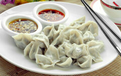 Китайские пельмени из баранины и дайкона