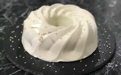 Творожный десерт Бланманже с персиками