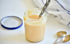 Домашняя сгущенка из молока с ванильным сахаром