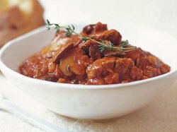 Мясо с картофелем и лапшой по-туркменски в мультиварке