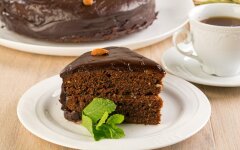 Шоколадный «Захер» с миндалем в мультиварке