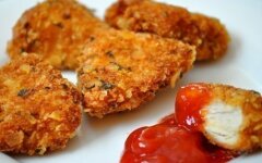 Острые куриные наггетсы по-домашнему