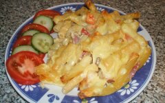 Макаронная запеканка с яйцами, сыром и чесноком в духовке