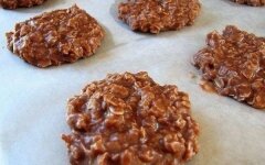 Шоколадное овсяное печенье с сухофруктами