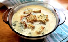 Суп с колбасным сыром и сосисками в мультиварке