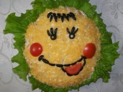 Салат «Колобок» с колбасой