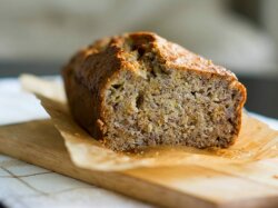 Банановый хлеб от Энди Шефа в духовке