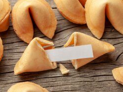 Ванильное печенье с волшебными предсказаниями