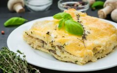 Ленивая лазанья с грибами и куриным фаршем