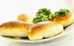 Пирожки с говядиной и яйцом в духовке