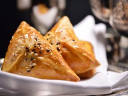 Домашняя самса с курицей в духовке