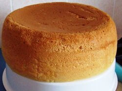 Классический бисквит с ванилином в мультиварке