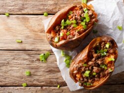 Порционный картофель с фаршем в духовке