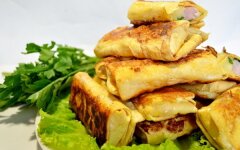 Ветчина с сыром в конвертиках из лаваша