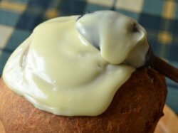 Глазурь для кулича из белого шоколада и масла