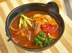 Томатный суп «Томато сиру» с грибами