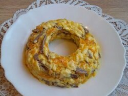 Салат с сердцем и плавленым сыром