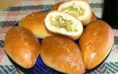 Дрожжевые пирожки с капустной начинкой