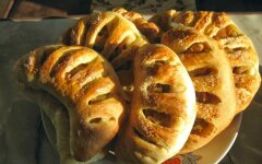 Рогалики на маргарине с яблоками и корицей