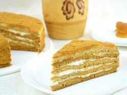 Вкуснейший торт «Медовик» со сметанным кремом