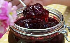Густой вишневый джем с пектином