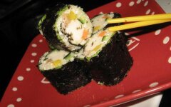 Роллы с шампиньонами и цветной капустой