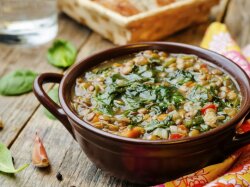 Суп из красной фасоли с картофелем в мультиварке