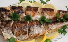 Запеченная горбуша в сметанном маринаде