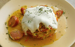 Тушеная капуста с охотничьими колбасками и сардельками