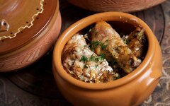 Жаркое из курицы с грибами по-русски