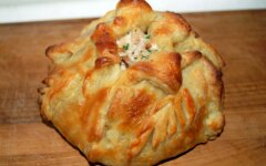 Мини-курники со свининой и грибами