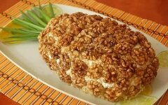 Салат «Ананас» с копченым окороком