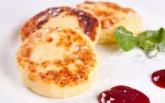 Диетические сырники с овсянкой и манкой в духовке