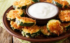Кружочки из кабачков в сырном кляре