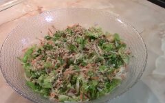 Салат из дайкона и моркови без майонеза