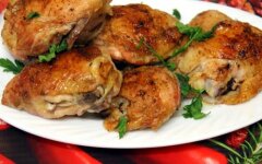 Медовые куриные бедрышки в мультиварке
