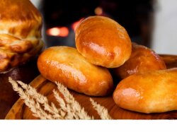 Ароматные пирожки на кефире с повидлом