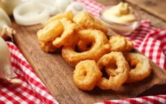 Луковые кольца в итальянской панировке