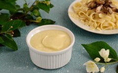 Сливочный соус из цветной капусты с чесноком