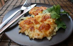 Картофель на сковороде по-французски