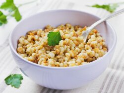 Перловая каша на воде или молоке в мультиварке