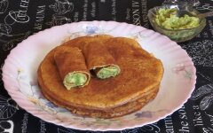 Постные лепешки из нутовой муки без глютена с начинкой