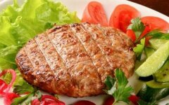 Рубленый бифштекс с бальзамическим уксусом