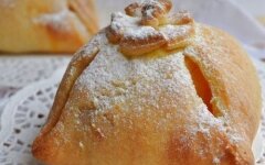 Яблоки, запеченные в творожном тесте
