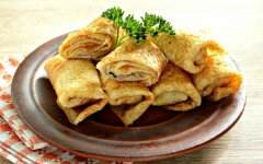 Блины с жареной ливерной колбасой