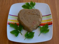 Паштет из отварной свиной печени с морковью