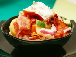 Шведский картофельный салат со сметанным соусом