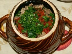 Свинина по-гуцульски в горшочке
