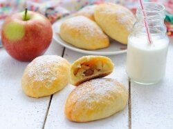 Пирожки с яблоками и изюмом из творожного теста в духовке